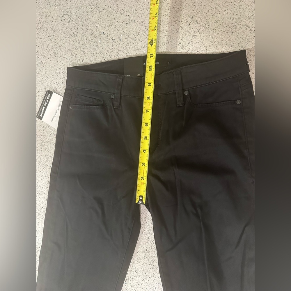 Calvin Klein Jeans Black Denim Mid Rise Skinny 2 NWT - Picture 5 of 9